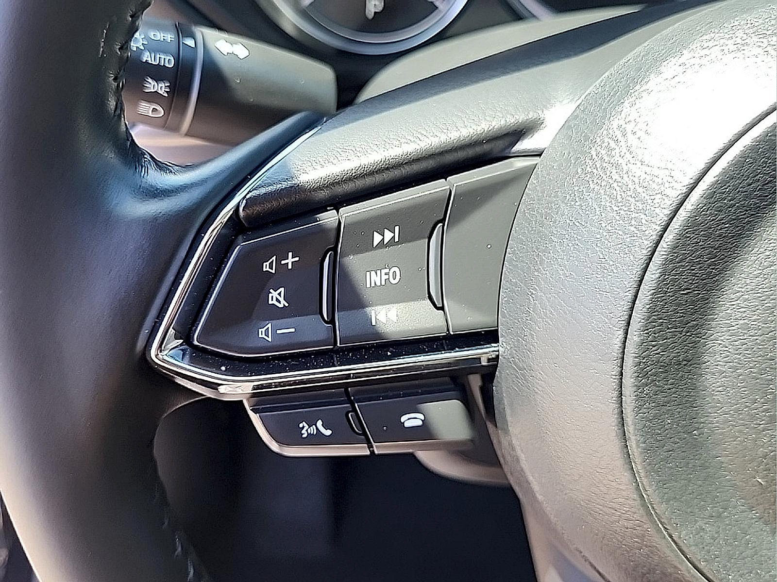 Used 2022 MAZDA CX-5 AWD 2.5 S w/ Select Package image 16