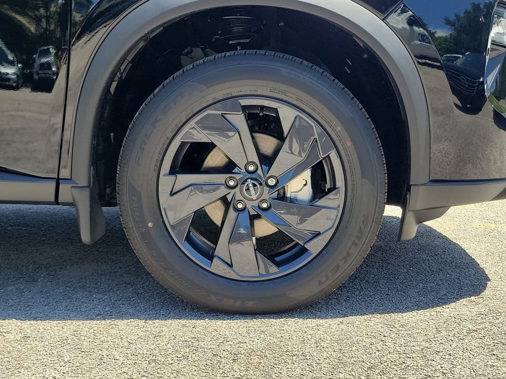 New 2026 Nissan Rogue SV w/ Cold Weather Package FWD image 9