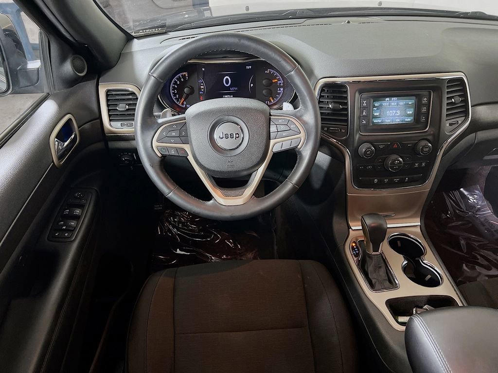 Used 2016 Jeep Grand Cherokee Laredo AWD/4WD image 18