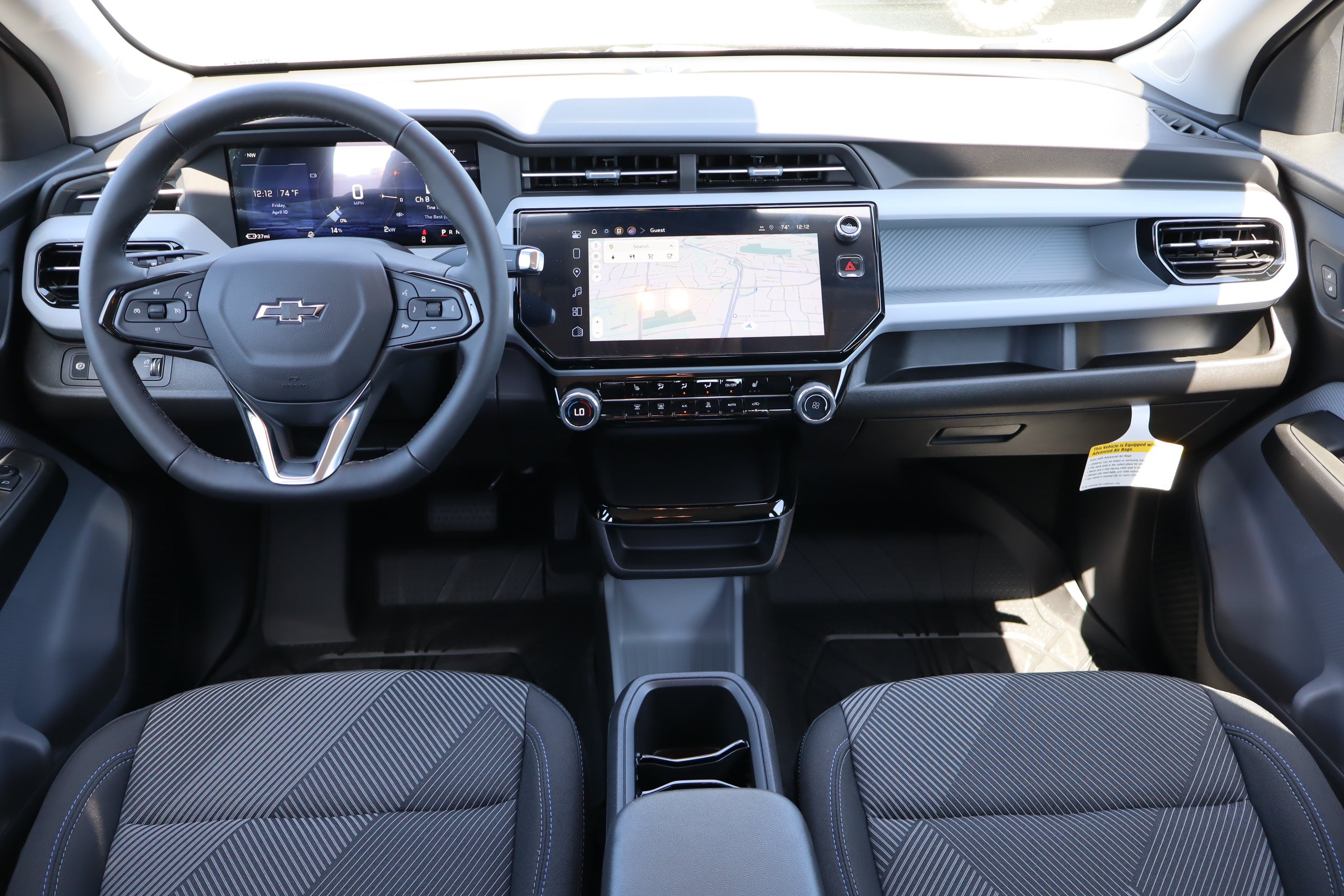 New 2027 Chevrolet Bolt LT w/ Comfort Package FWD image 9