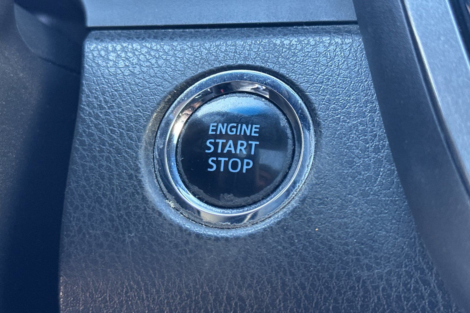 Used 2018 Toyota Camry XSE w/ Audio Package FWD image 23