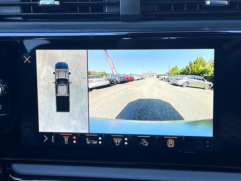 Used 2025 GMC Sierra 2500 AT4 w/ AT4 Premium Plus Package image 37