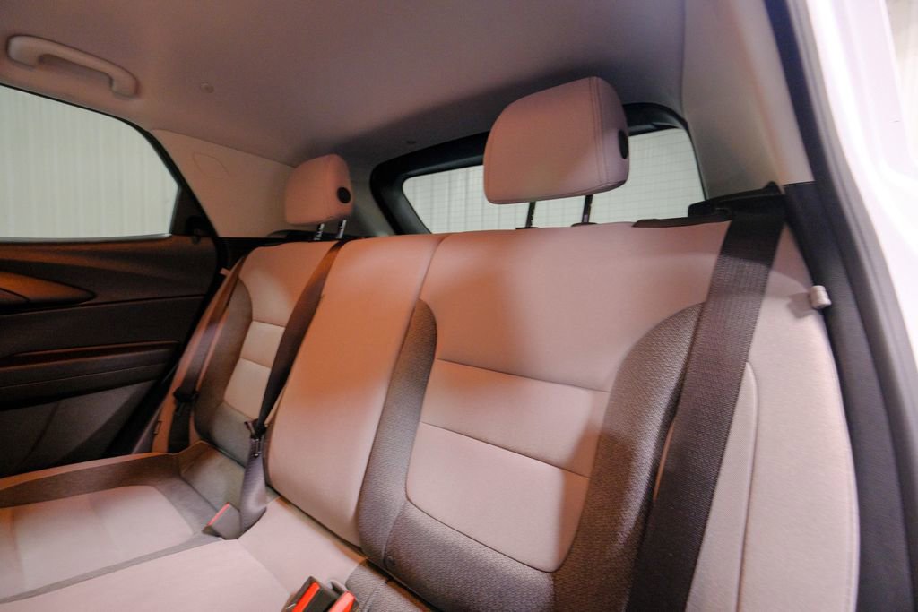 Used 2025 Chevrolet TrailBlazer LT image 29