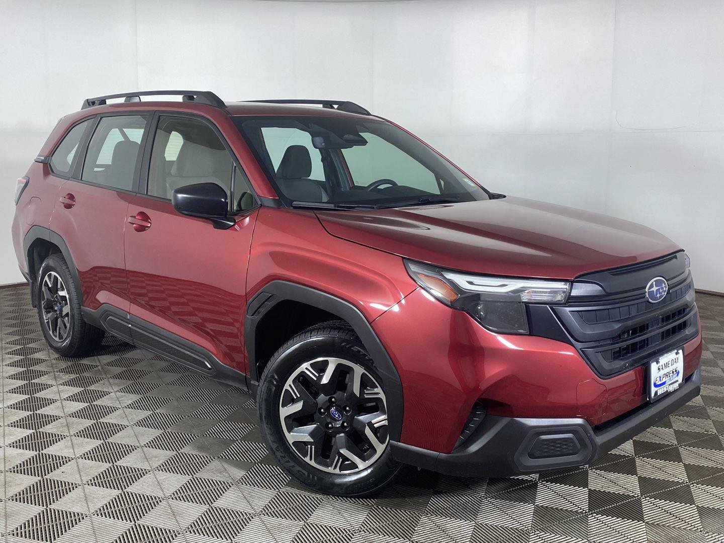 Used 2025 Subaru Forester AWD/4WD image 1
