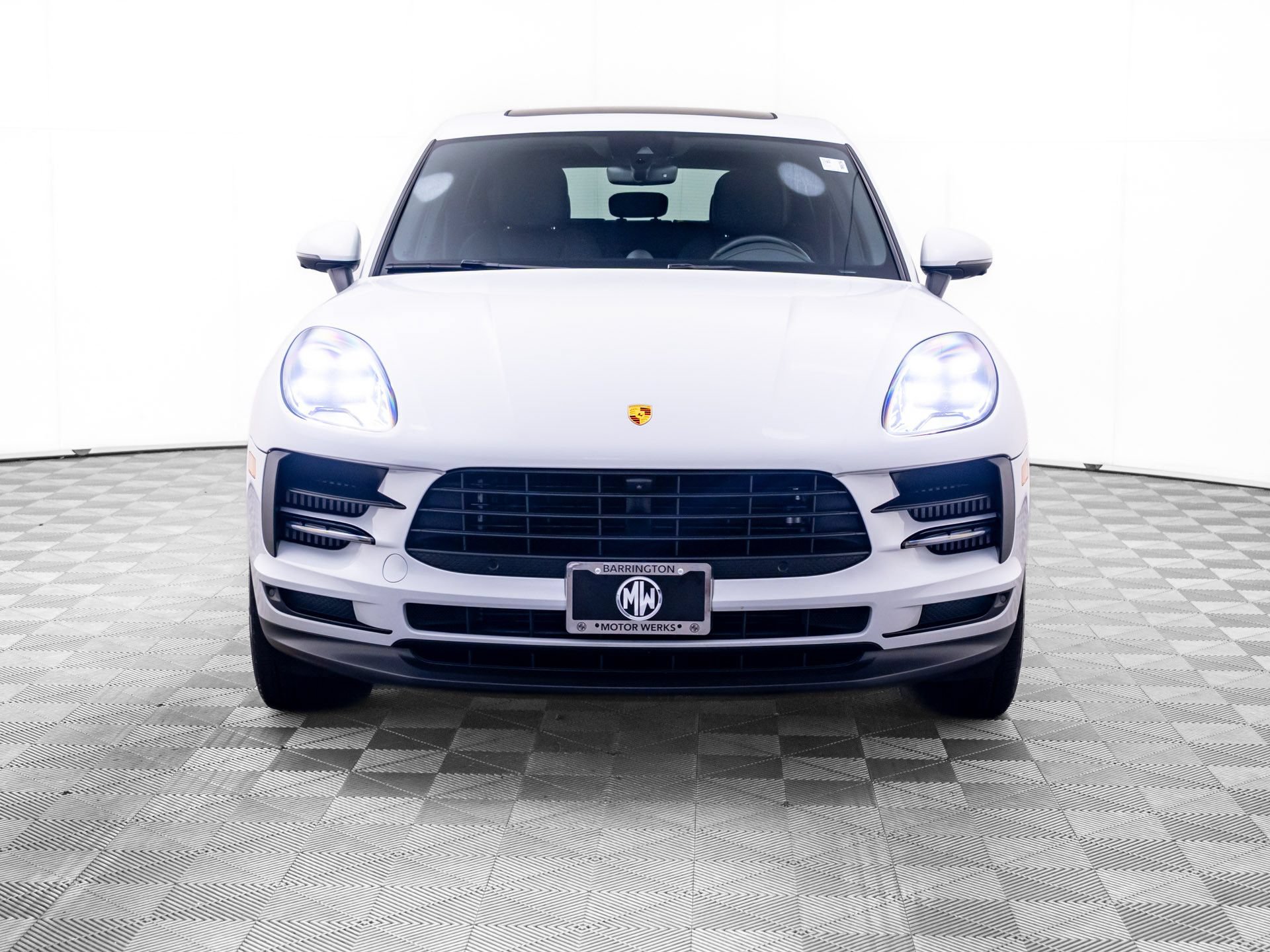 Certified 2021 Porsche Macan S AWD/4WD image 9