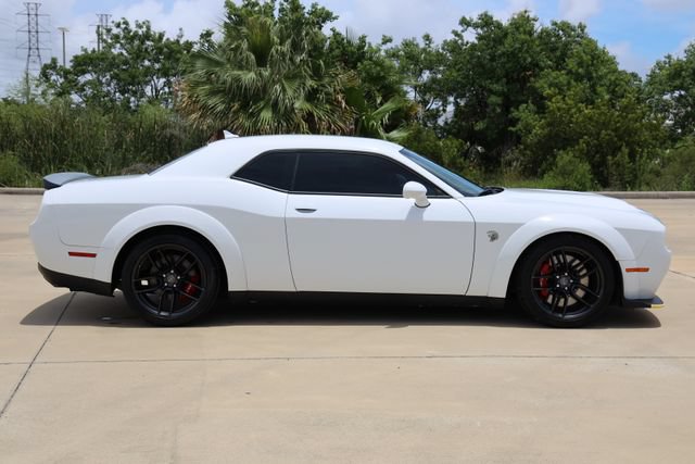 Used 2023 Dodge Challenger SRT Hellcat RWD image 8