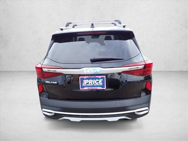 Used 2023 Kia Seltos EX AWD/4WD image 3