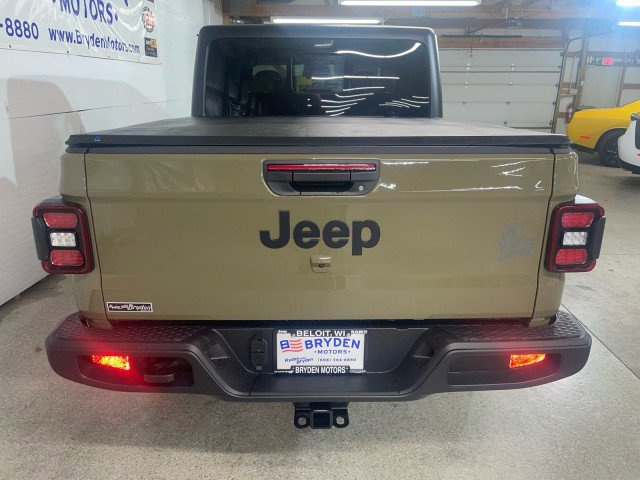 New 2026 Jeep Gladiator Sport S image 4