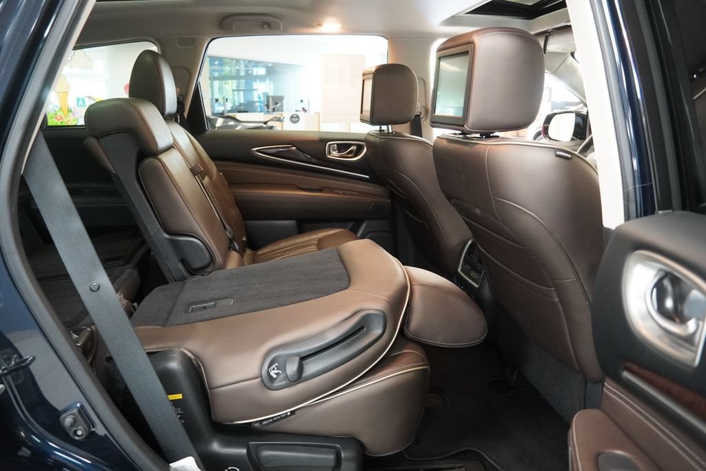 Used 2018 INFINITI QX60 Luxe w/ Deluxe Technology Package AWD/4WD image 37