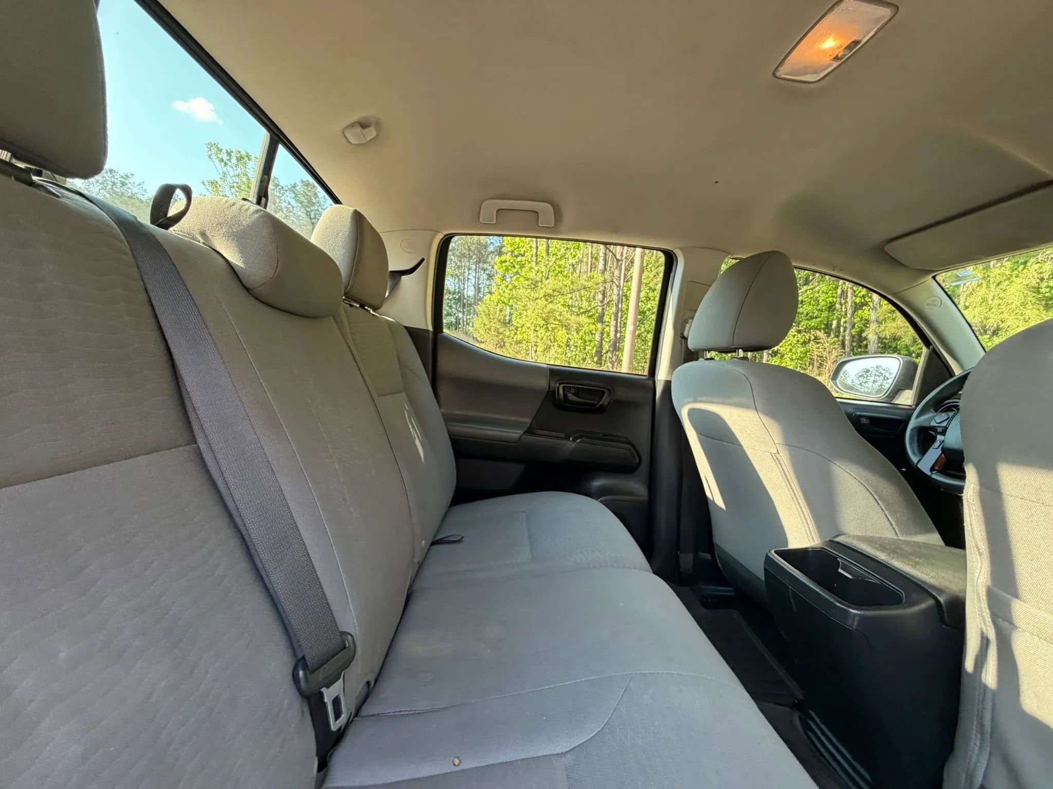 Used 2018 Toyota Tacoma SR w/ SR Convenience Package RWD image 18
