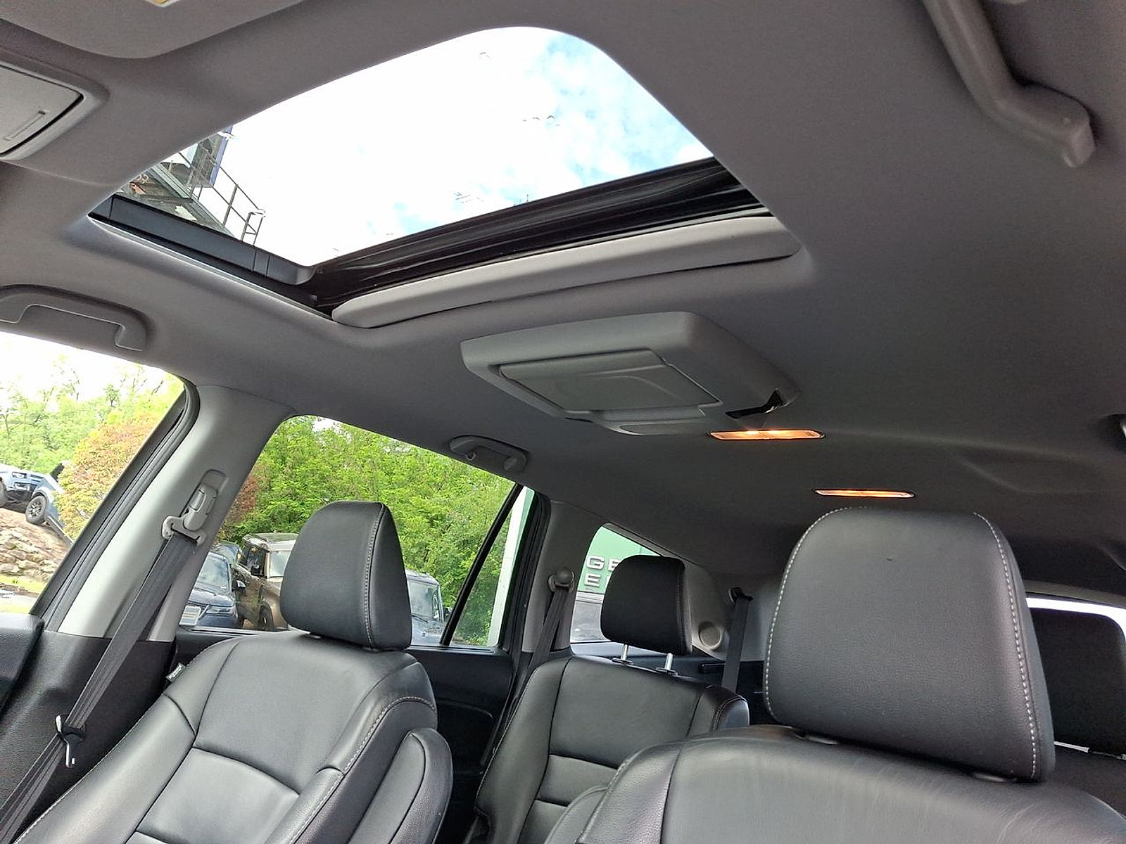 Used 2020 Honda Pilot Touring image 27