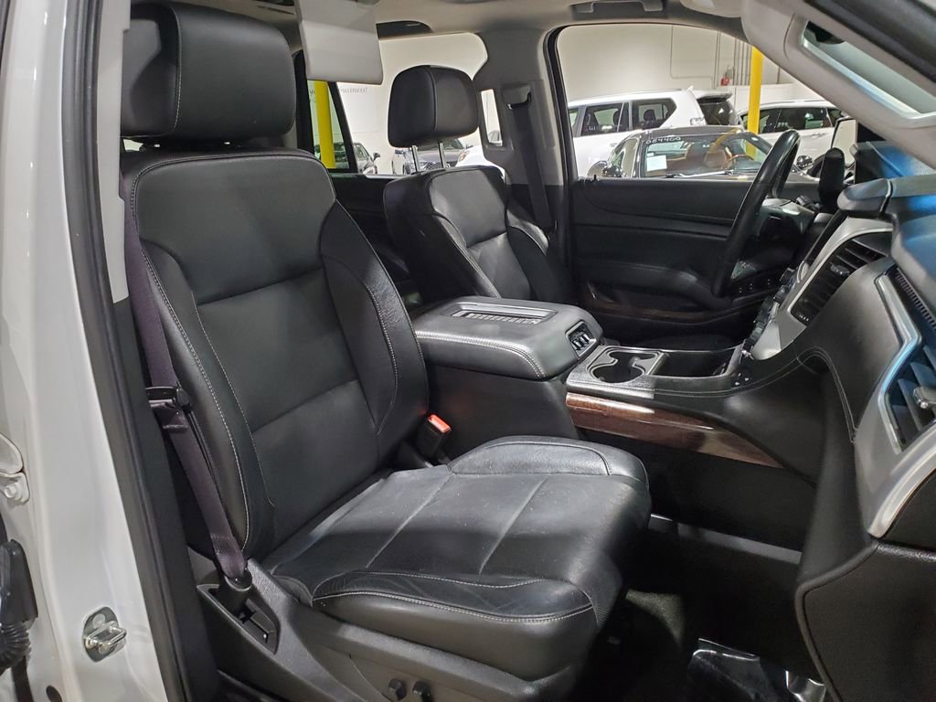 Used 2017 GMC Yukon SLT w/ Open Road Package image 13