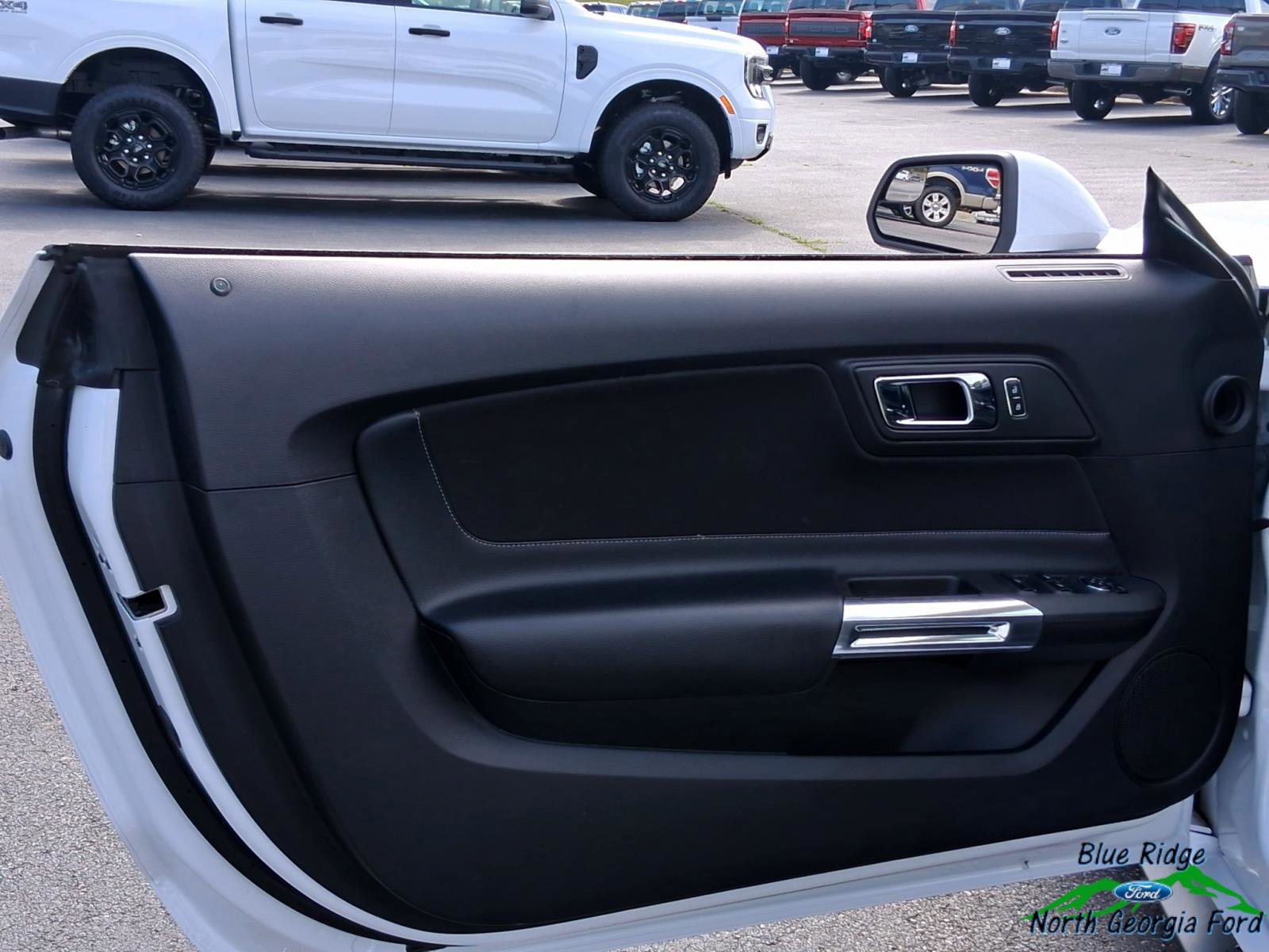 Used 2017 Ford Mustang Convertible w/ Equipment Group 051A RWD image 12