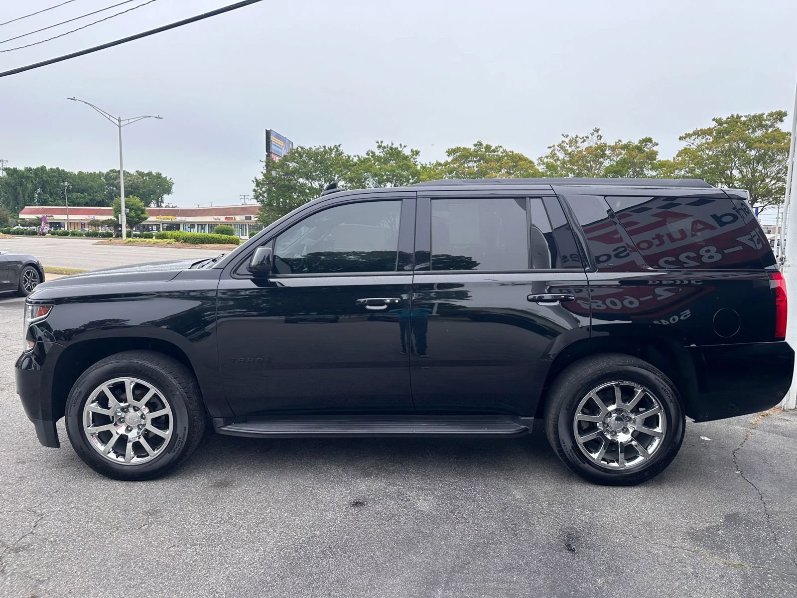 Used 2019 Chevrolet Tahoe LT AWD/4WD image 6