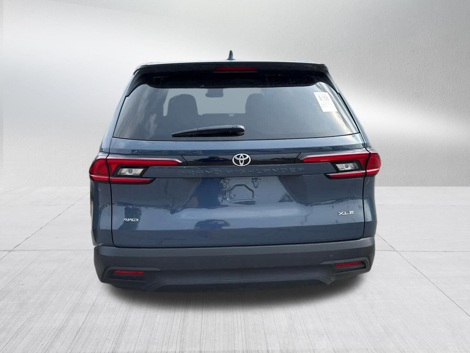 Used 2025 Toyota Grand Highlander AWD image 7