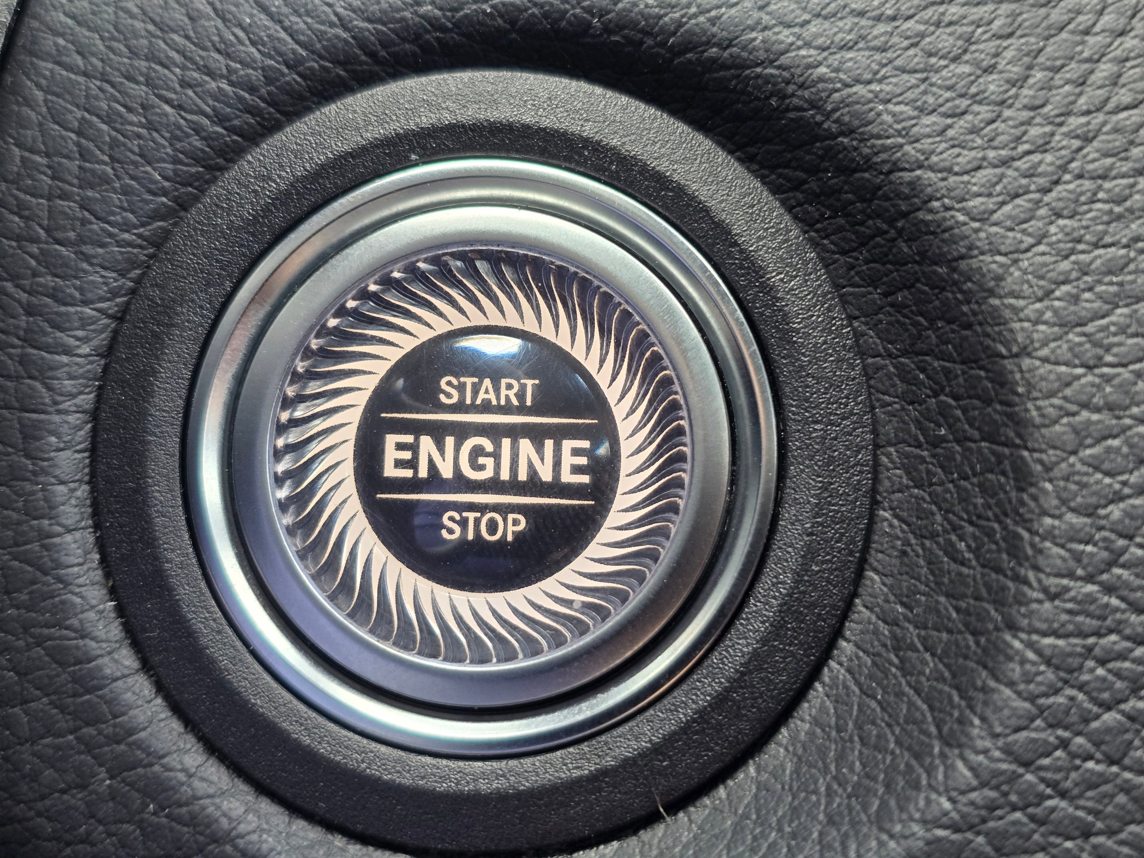 Used 2022 Mercedes-Benz GLC 300 4MATIC image 52