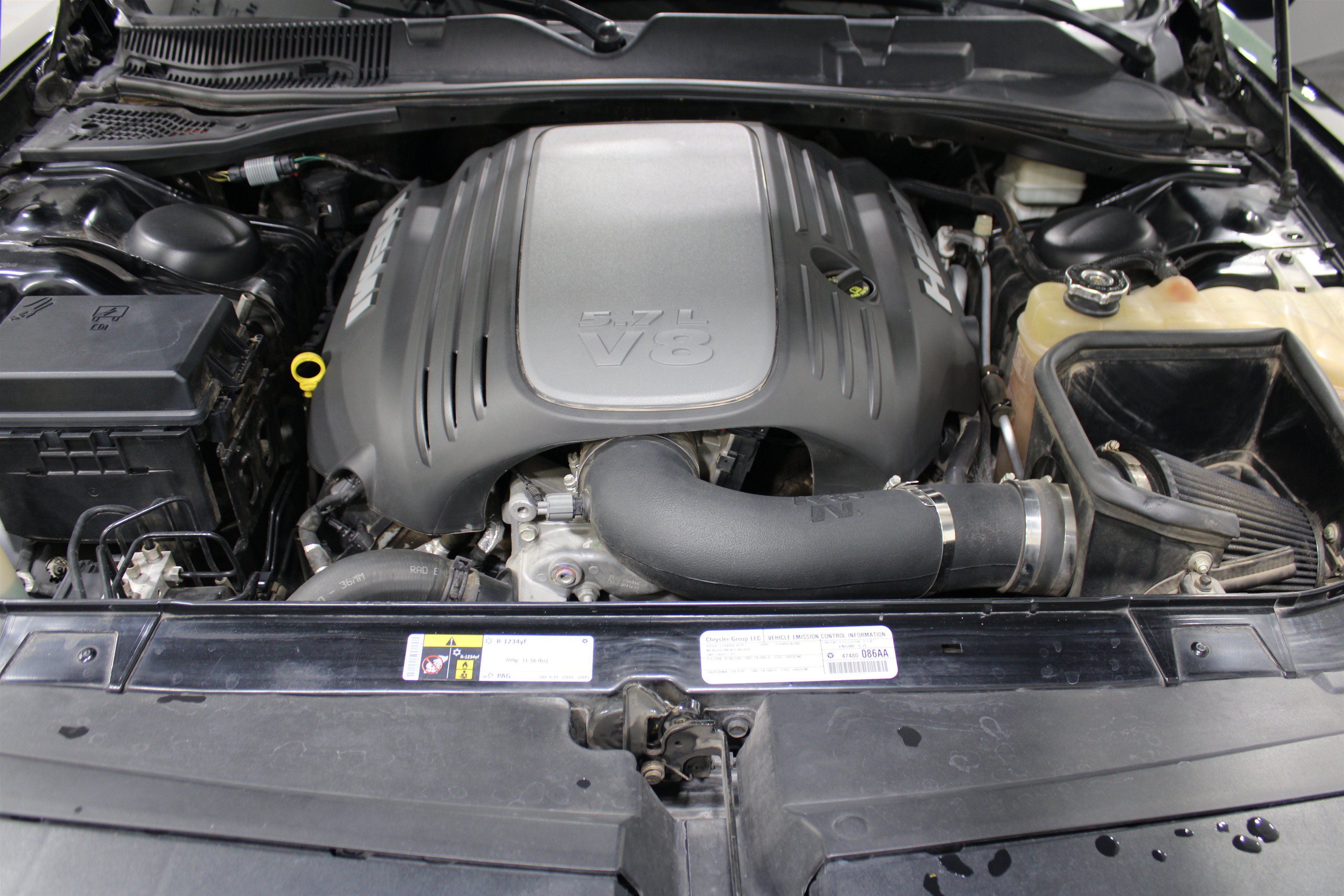 Used 2014 Dodge Challenger R/T w/ Blacktop Package RWD image 34