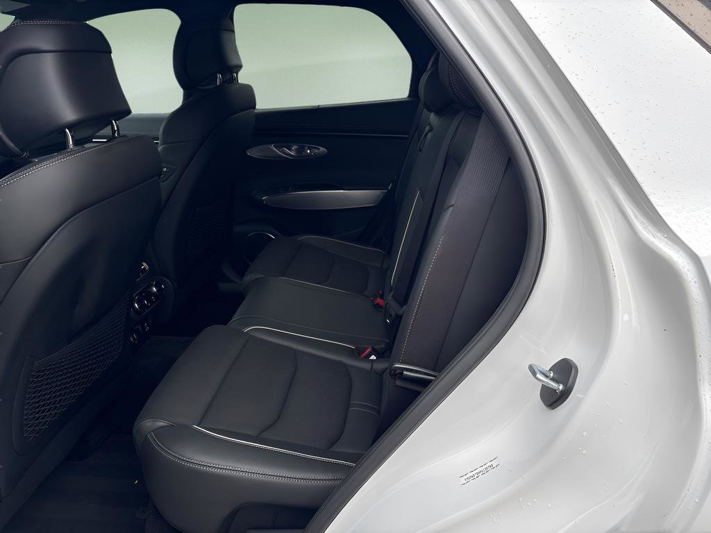 Used 2023 Genesis GV70 2.5T Sport Prestige w/ Sport Prestige Package image 14