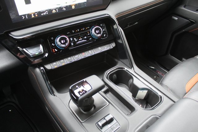 Used 2024 GMC Sierra 1500 AT4 w/ Technology Package image 34