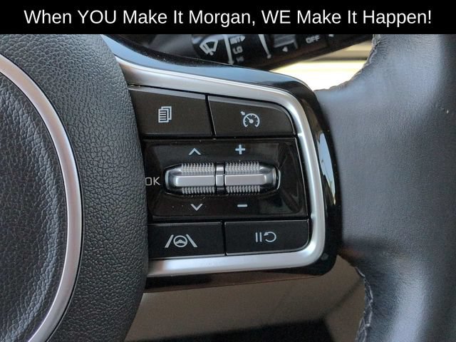 Used 2023 Kia Carnival LX FWD image 28