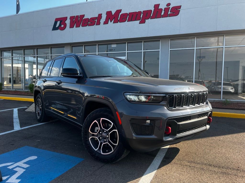 Used 2022 Jeep Grand Cherokee Trailhawk w/ ADV Protech Group II image 7