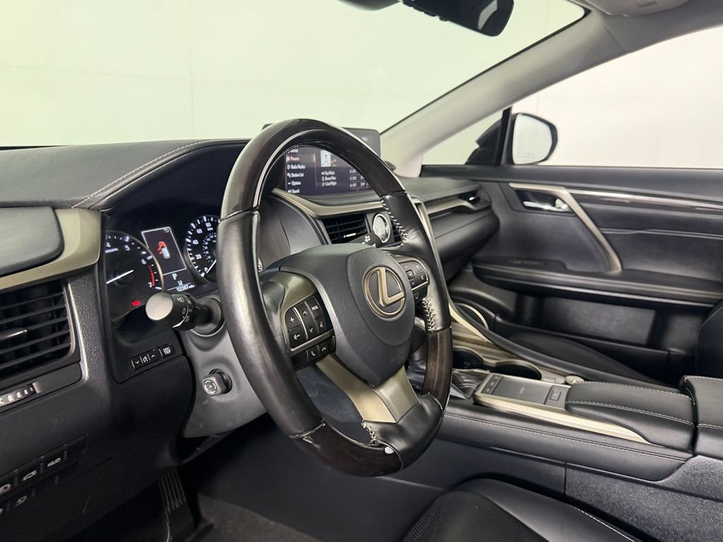 Used 2020 Lexus RX 350L Luxury w/ Accessory Package FWD image 17