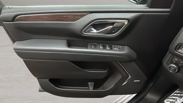 Used 2024 Chevrolet Tahoe High Country image 17