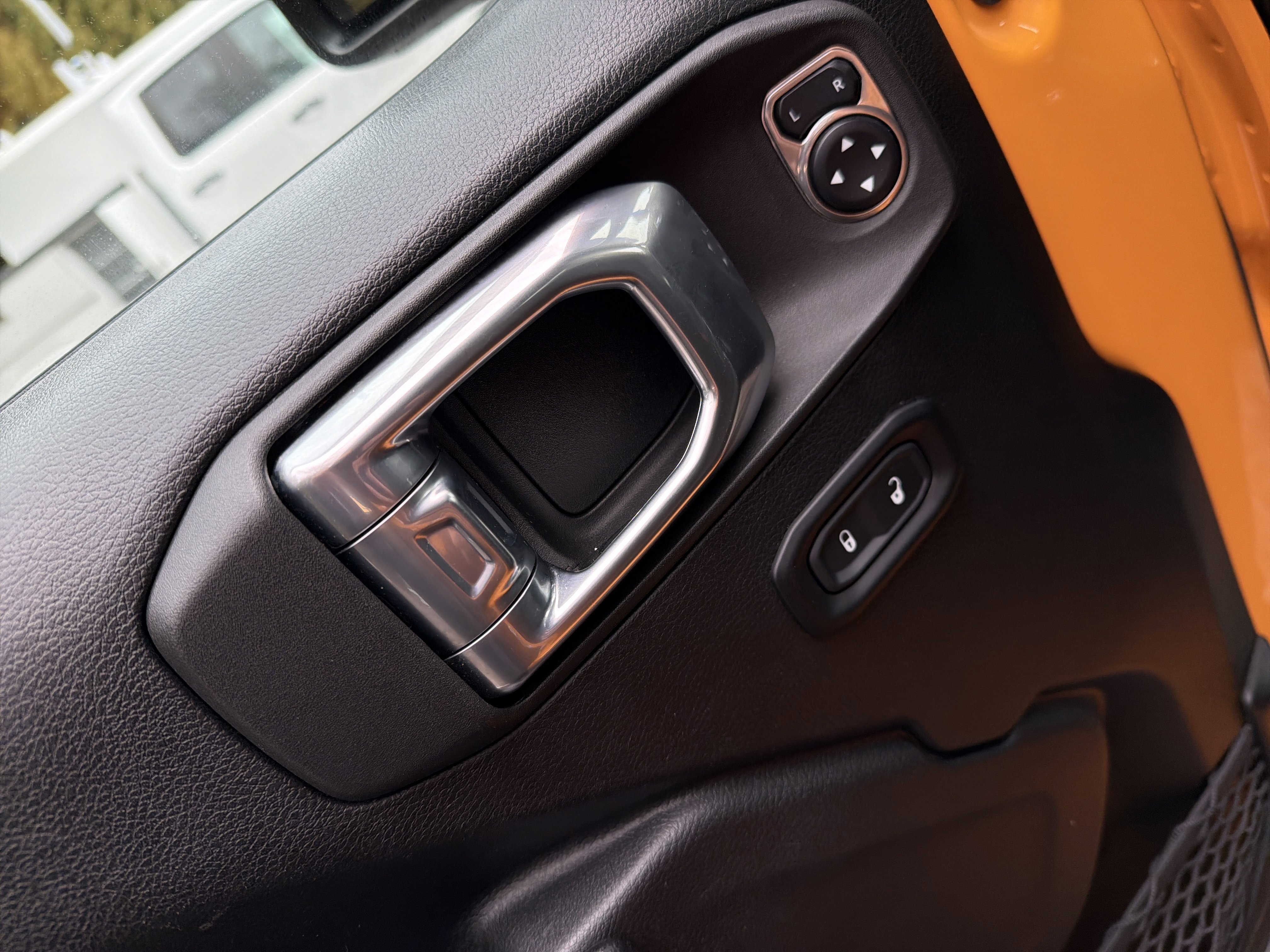 Used 2021 Jeep Gladiator Rubicon w/ Cold Weather Group image 15