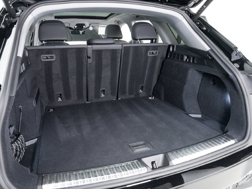 Certified 2025 Audi Q5 Premium w/ Convenience Package AWD/4WD image 24