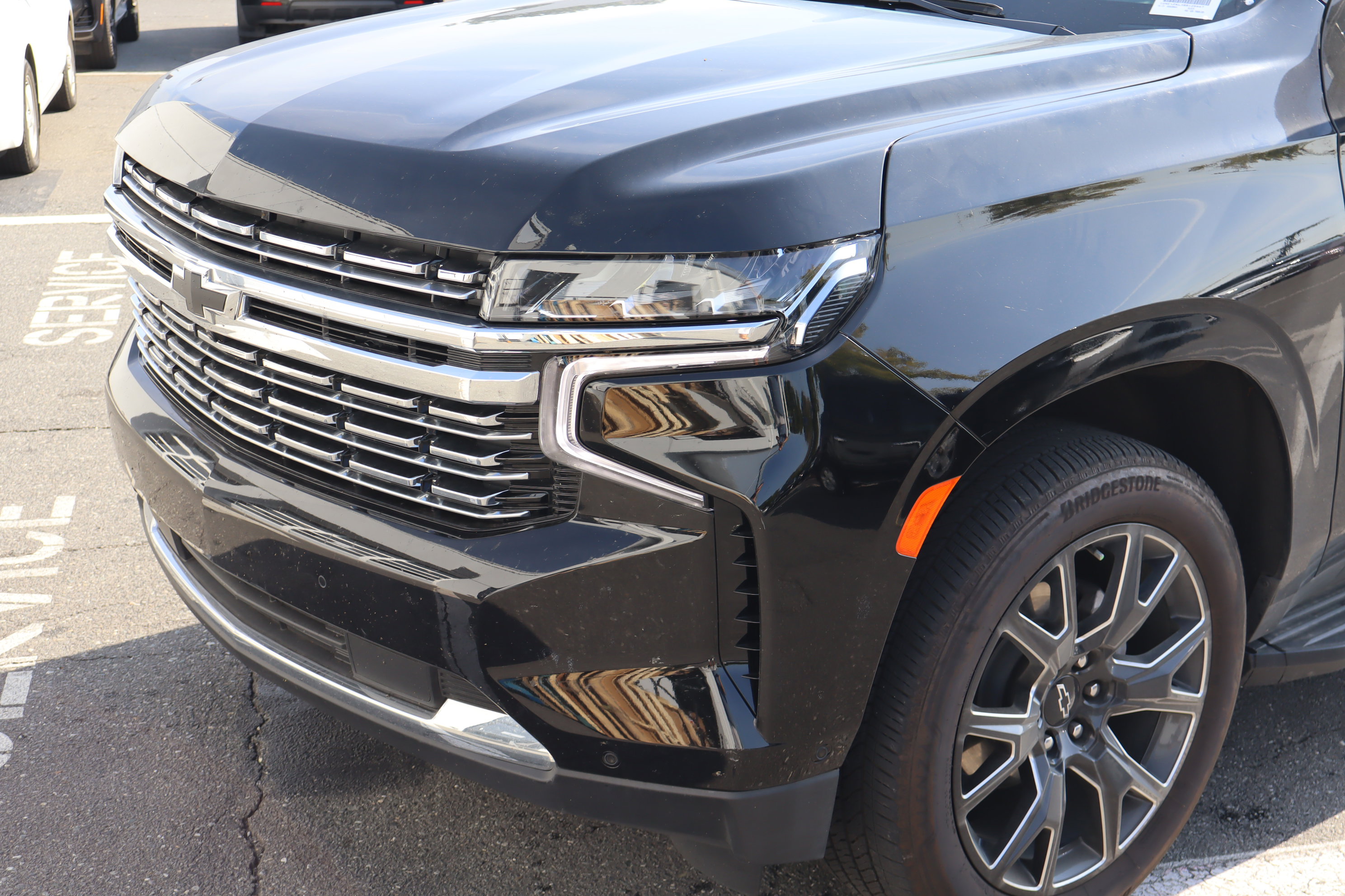 Certified 2024 Chevrolet Suburban Premier w/ Advanced Technology Package image 6