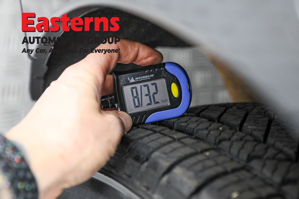 Used 2020 Nissan Pathfinder S image 32