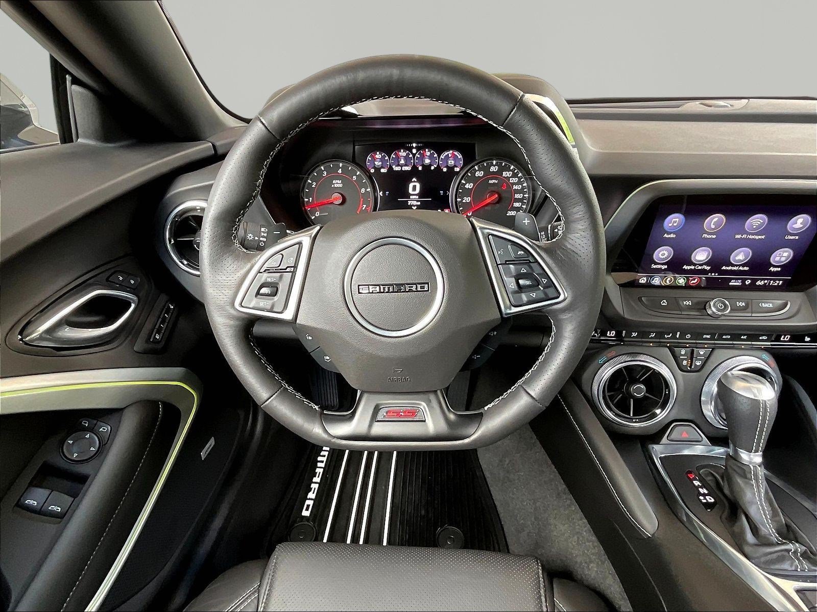 Used 2019 Chevrolet Camaro SS RWD image 8