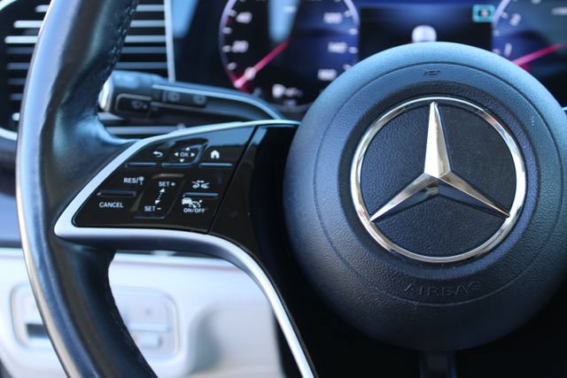 Used 2024 Mercedes-Benz GLS 450 4MATIC image 23