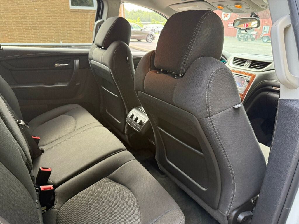 Used 2013 Chevrolet Traverse LT AWD/4WD image 43