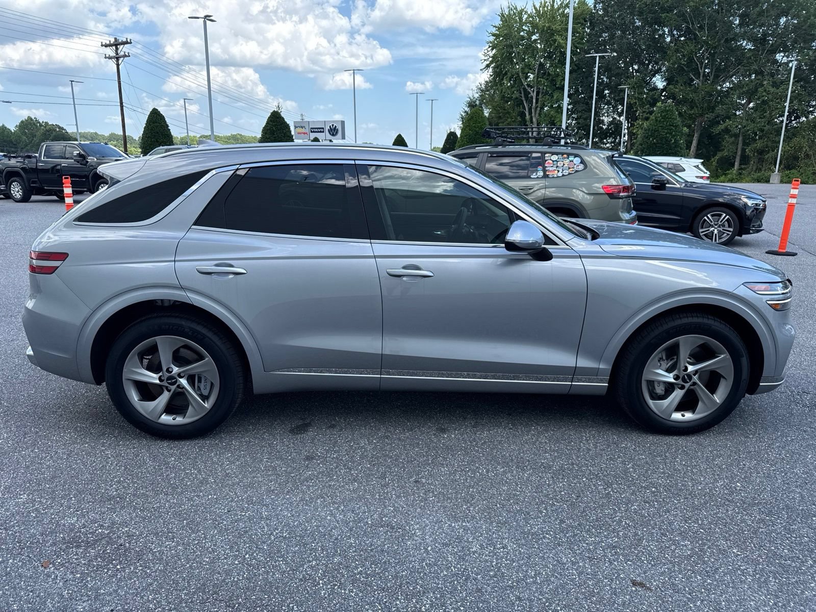 New 2026 Genesis GV70 2.5T AWD/4WD image 8