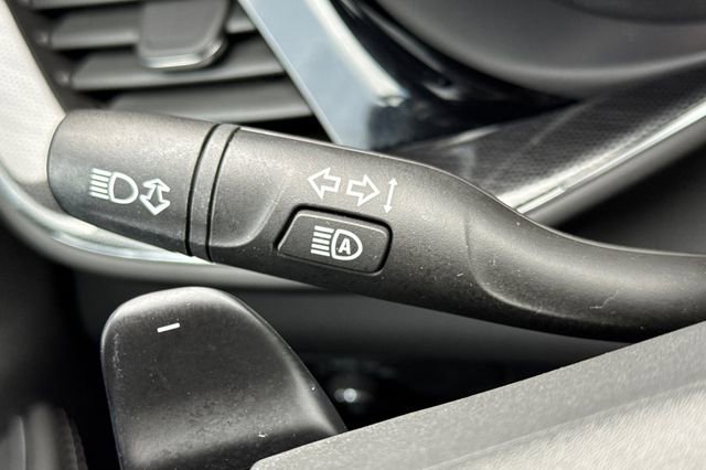 Used 2023 Buick Envision Essence AWD/4WD image 37