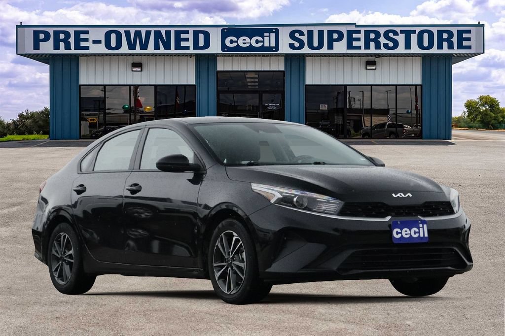 Used 2024 Kia Forte LXS FWD image 1