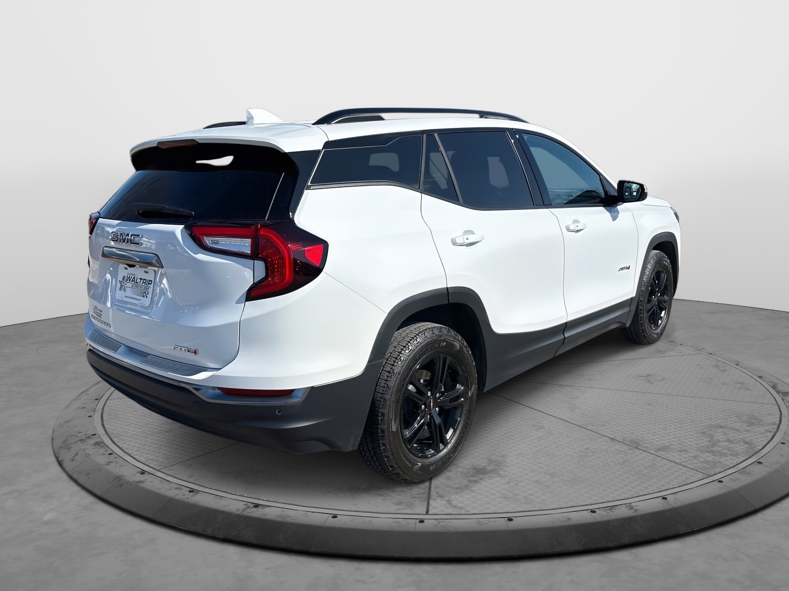 Certified 2024 GMC Terrain AT4 w/ Infotainment Package II image 8