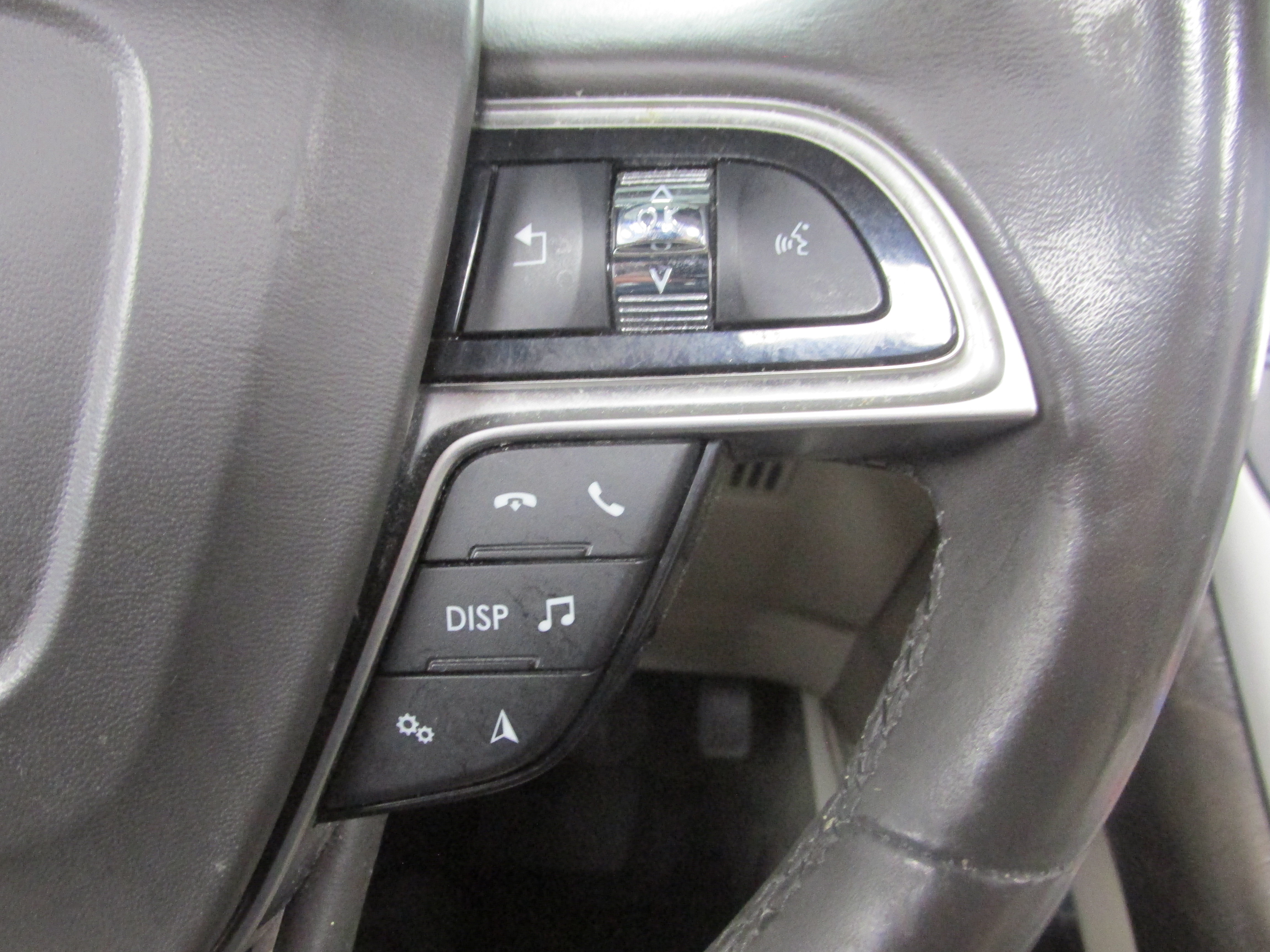 Used 2019 Lincoln Nautilus Select AWD/4WD image 36