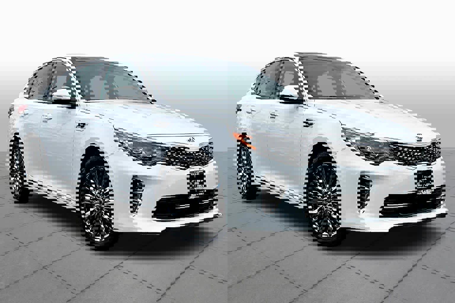 Used 2017 Kia Optima SX image 2