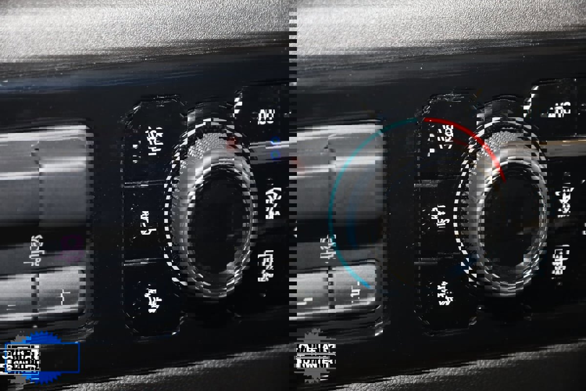 Used 2022 Chevrolet Silverado 1500 LTZ w/ LTZ Premium Package image 9