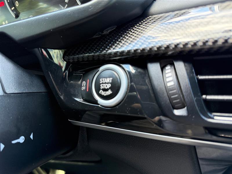 Used 2017 BMW X6 M AWD/4WD image 25
