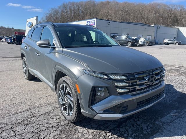 Used 2025 Hyundai Tucson Limited image 3