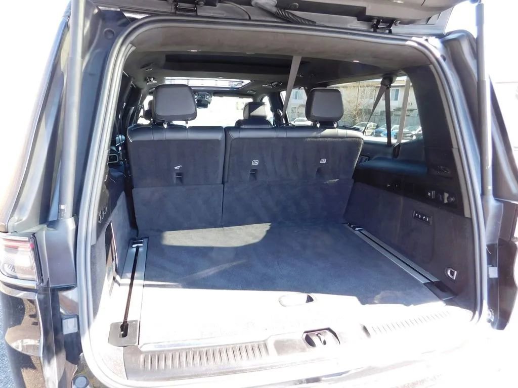 Used 2024 Jeep Grand Wagoneer L Series II w/ Quick Order Packagew 28T image 6