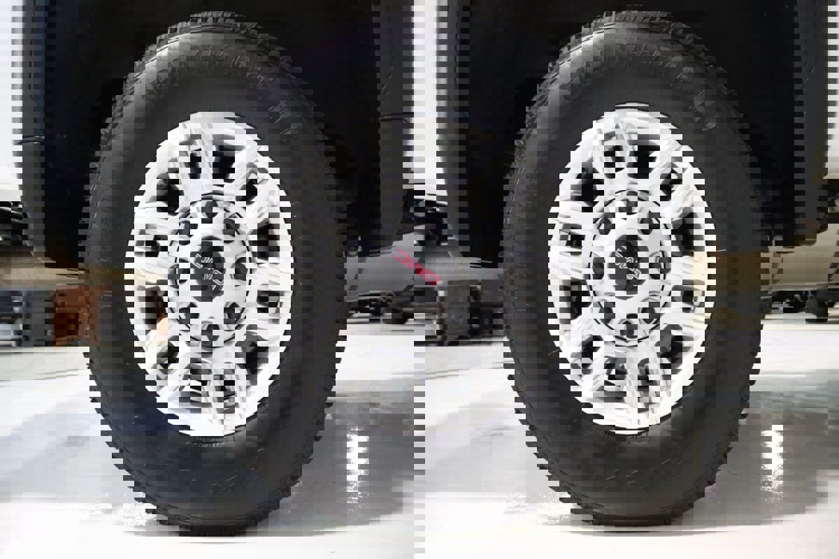 Used 2025 GMC Sierra 2500 SLE w/ SLE Convenience Package image 86