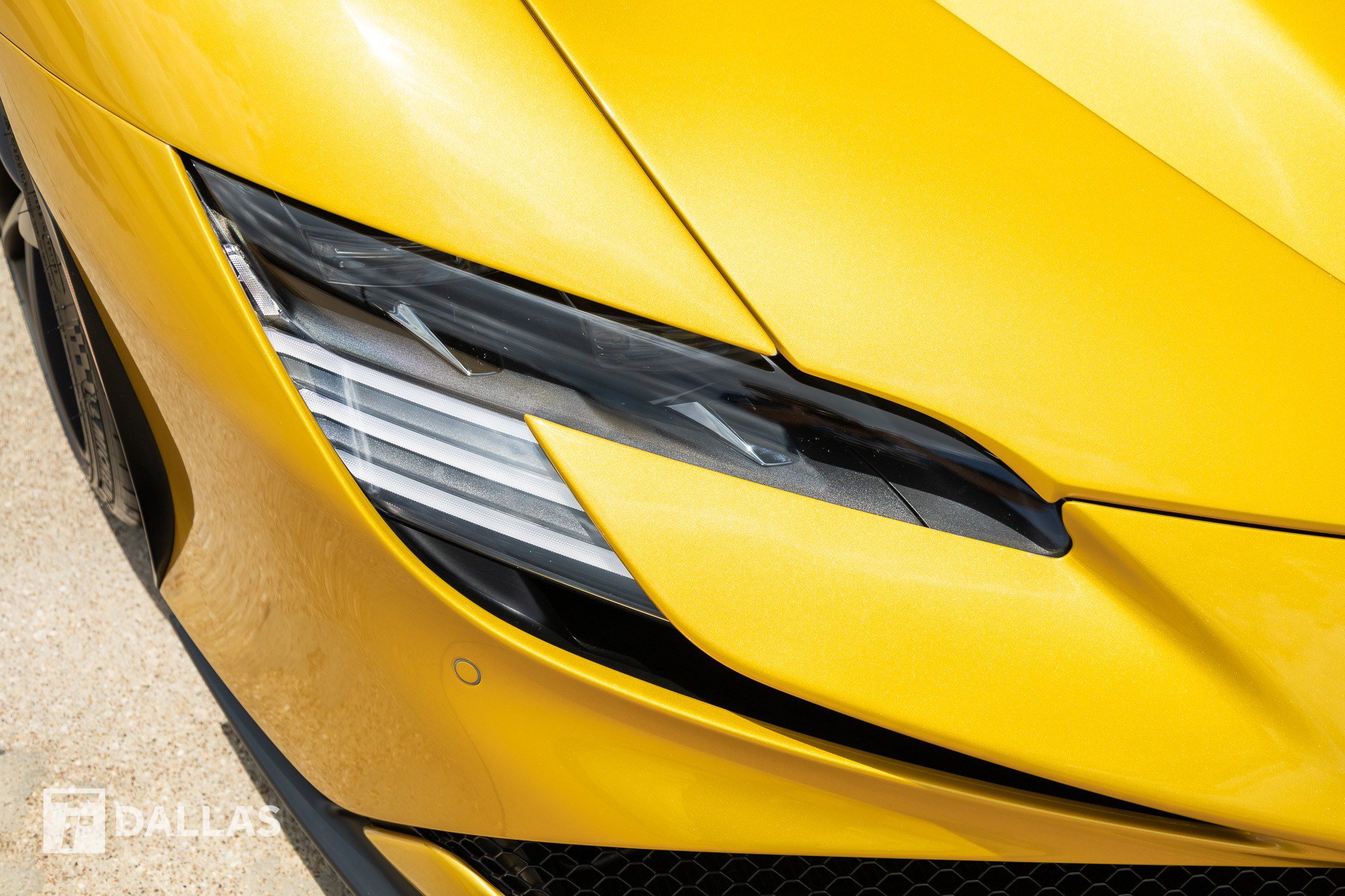 Used 2023 Ferrari SF90 Spider AWD/4WD image 19