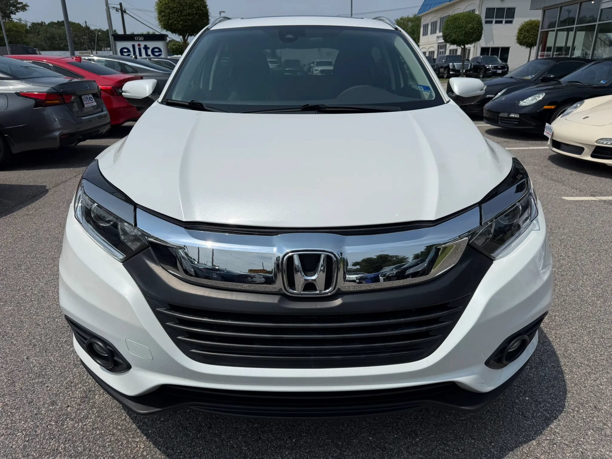 Used 2021 Honda HR-V EX image 2
