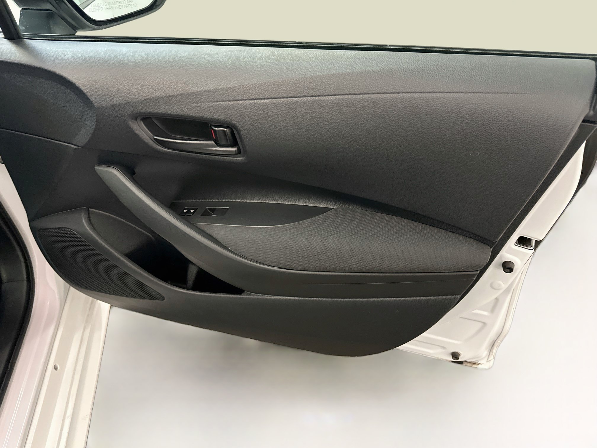 Used 2026 Toyota Corolla LE FWD image 33