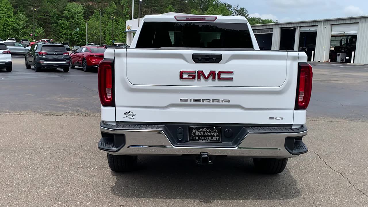Used 2024 GMC Sierra 1500 SLT AWD/4WD image 3