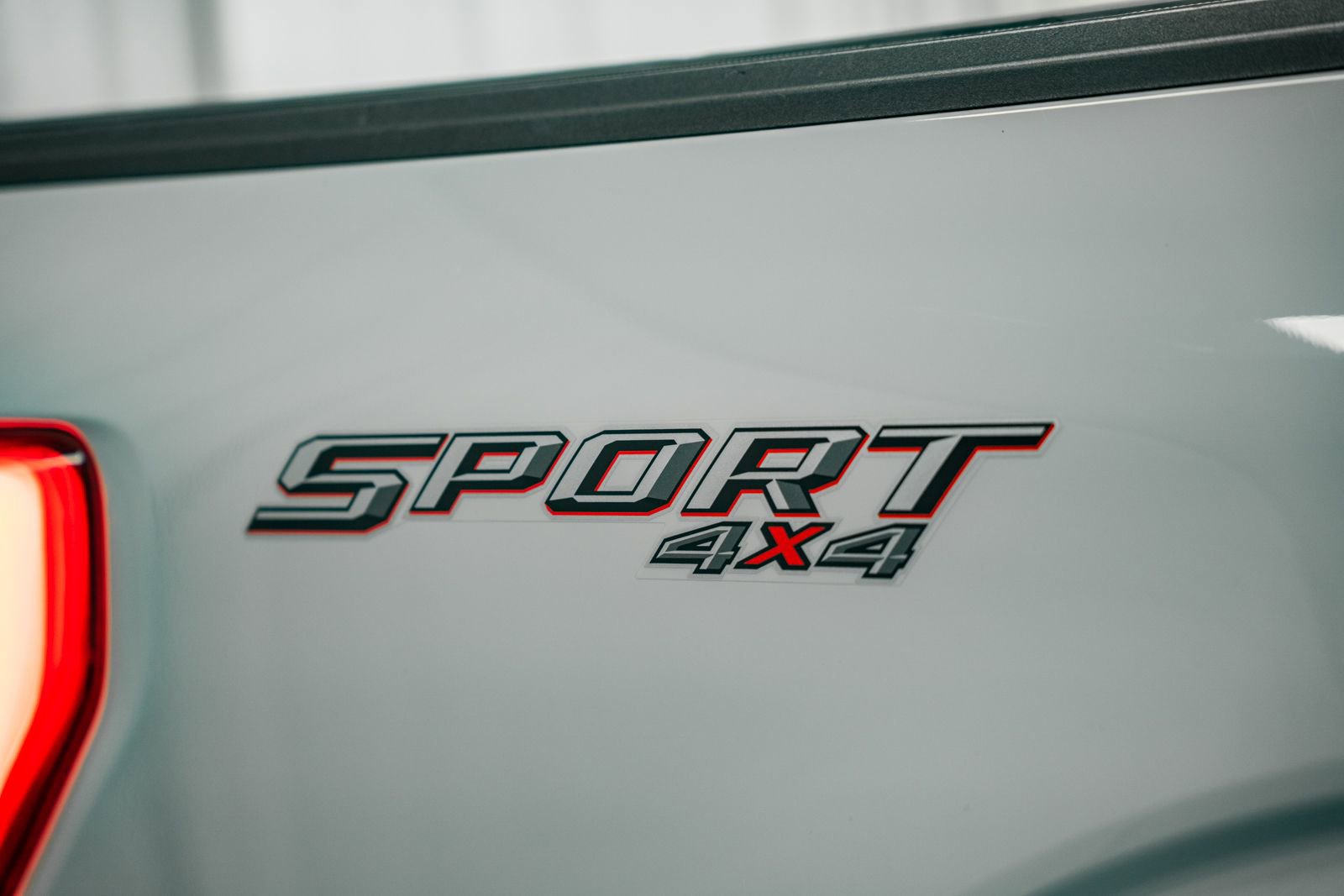 Used 2023 Ford F150 Lariat w/ Equipment Group 502A High image 25